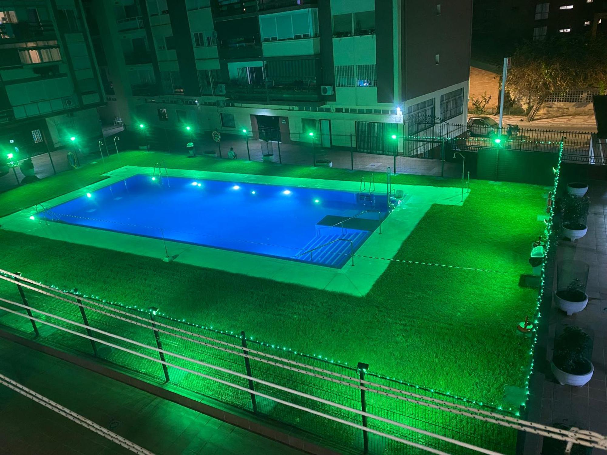 Luxury Apartment Τορρεμολίνος Εξωτερικό φωτογραφία